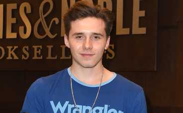 Бруклин Бекхэм разозлил подписчиков новой фотосессией