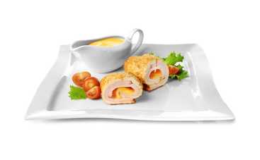 Куриные рулетики Кордон блю: королевская еда на вашем столе