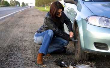 Как самостоятельно заменить колесо автомобиля: пошаговая инструкция