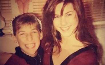 10 фото из старых альбомов, на которых вы никогда не узнаете нынешних звезд