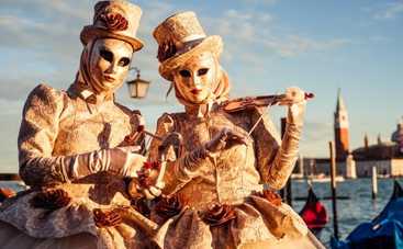 3 неожиданные вещи, которые объединяют Масленицу и карнавал