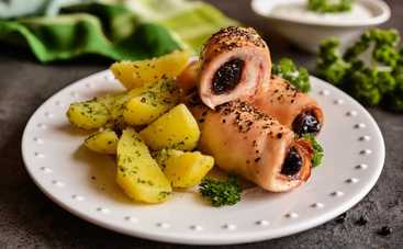 Мясные рулетики с ореховой начинкой: питательно и вкусно