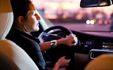 Почему в машине руль круглый, а не квадратный