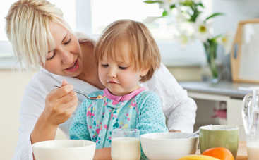 У ребенка пропал аппетит: куда бежать и что делать