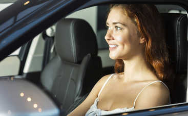 Лучший тюнинг салона женского авто: ткань или кожа?