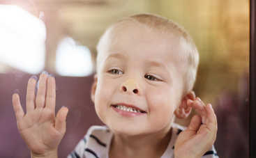 Если ребенок закрылся в машине: запомните, что нужно делать