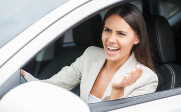 Как не нервничать за рулем: 5 волшебных правил сохранять спокойствие