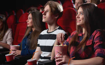 Фестиваль молодежного кино Кинорейв в Украине: все на бесплатные показы