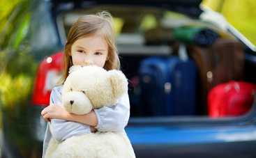 В Украине разрешили вывозить детей за границу без согласия второго родителя