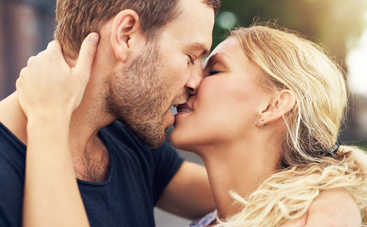 6 июля День поцелуя: что происходит с организмом, когда мы целуемся