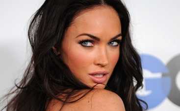 Кулон с молочными зубами и кольцо с куском дерева: ритуалы звезд на удачу