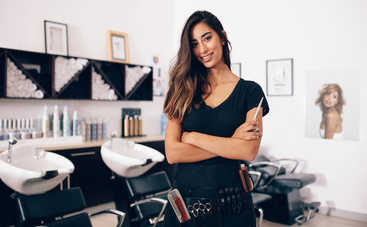 Лунный календарь стрижек на август 2018: благоприятные и неудачные дни