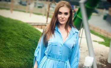 Слава из НеАнгелов показала фото дочери и мужа: как будто замуж выдаем