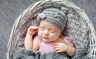 Как назвать девочку по знаку Зодиака: лучшие имена по гороскопу