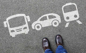 Общественный транспорт или собственное авто: плюсы и минусы