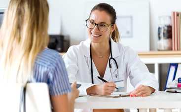 Аналізи і діагностика стануть безкошковними для українців: Гройсман