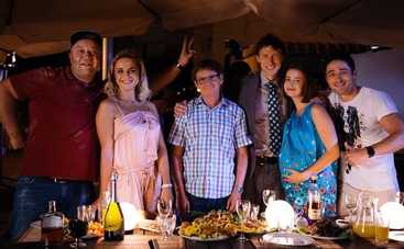 Сериал Папаньки: смотреть 14 серию онлайн (эфир от 16.10.2018)