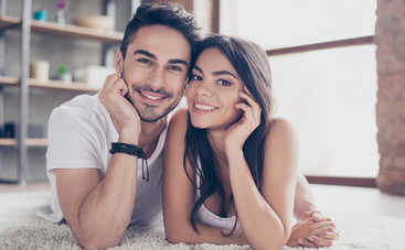 5 причин, по которым счастливые пары не пишут об отношениях в соцсетях