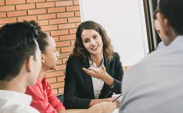 Что нельзя говорить на работе: 5 выражений, которые могут испортить вам карьеру