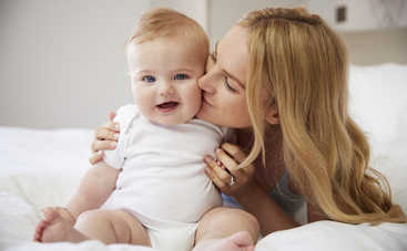 Основные признаки, что ребенок до года отстает в развитии