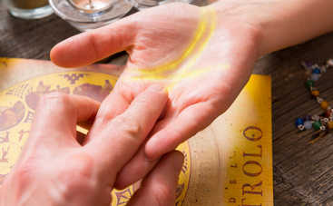 Как найти линию Ангела-Хранителя на руке: о чем говорит знак высших сил