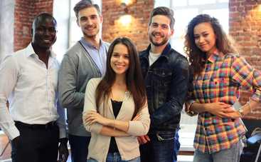 10 ноября Всемирный день молодежи: поздравления в стихах с праздником