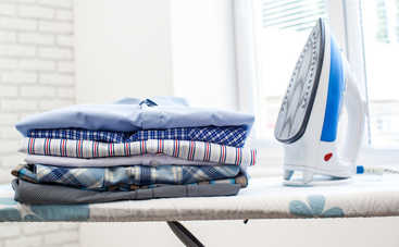 Как легко очистить утюг от приставшей ткани: лайфхаки для хозяйки