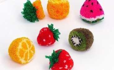 Как сделать фрукты и ягоды из ниток на елку: поделки к Новому году