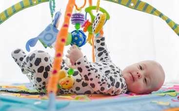 5 упражнений на зрительное восприятие для детей с первых дней жизни