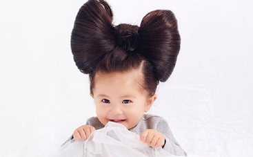 Годовалая японка покорила сеть роскошными волосами и стала моделью