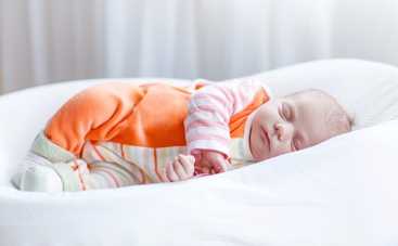 Позиционер для сна младенца: что это и зачем он нужен