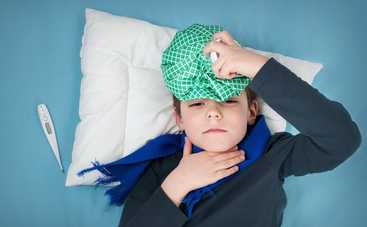 Обтирание водой при высокой температуре опасно: доктор Комаровский