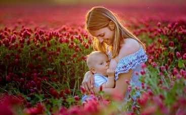 7 примет о кормлении малыша грудью