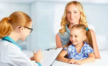 Как подготовить дочь к первому визиту к гинекологу