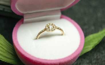 Что подарить на 8 Марта – советы мужчинам