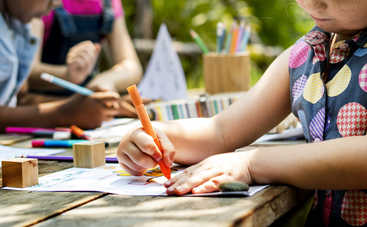 В Україні діє компенсація батькам на розвиток дитини: Гройсман