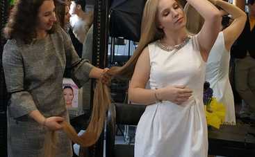 Рекорд Украины: у 15-летней Рапунцель из Киева волосы почти 2,5 метра
