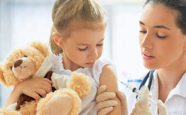 Уляна Супрун розвінчала міфи про ускладнення після вакцинації