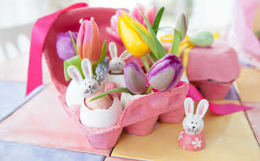Как сделать пасхальную композицию из лотков для яиц: мастер-класс