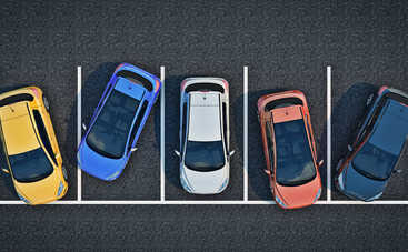 Основные ошибки водителей во время парковки авто