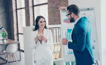 Служебный роман: почему нельзя заводить отношения на работе