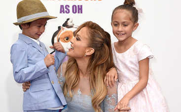 Я - мать-медведица: талантливая, успешная и сильная Дженнифер Лопес