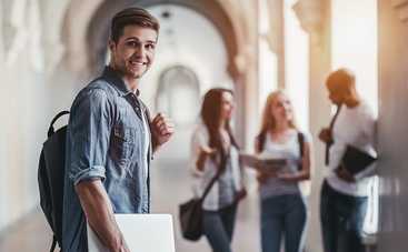 8 навыков, которыми должен обладать каждый 18-летний: родителям на заметку