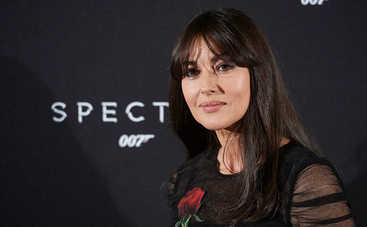 В 54 года я точно знаю, что мне необходимо: Моника Беллуччи о семье, детях и возрасте