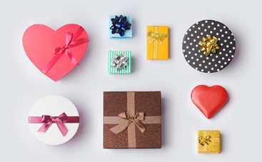 Даруємо з любов'ю: коробка для подарунка своїми руками