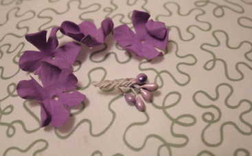 Модный аксессуар своими руками: цветок из фоамирана для заколки или броши