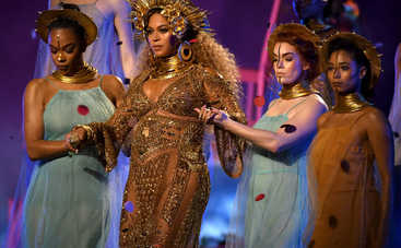 Бейонсе похудела после родов на 40 кг: сложности звездной беременности