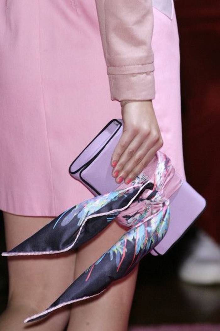 Способы завязать модный платок 2019