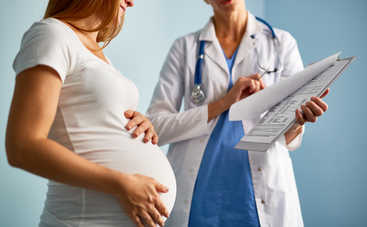 Чем опасна беременность от мужчины старше 35: исследования ученых